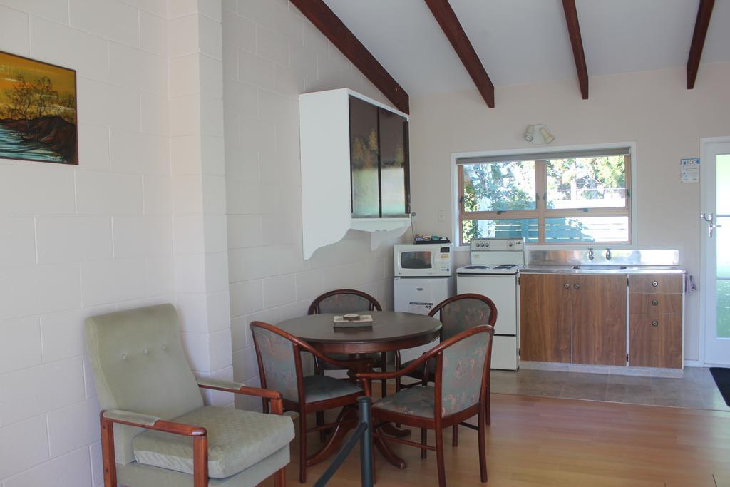 Katikati Motel Екстер'єр фото