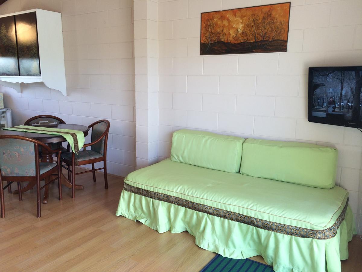 Katikati Motel Екстер'єр фото