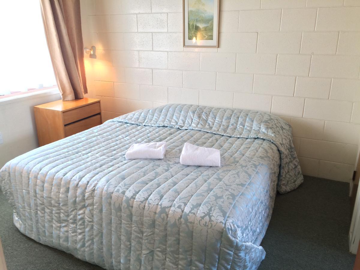 Katikati Motel Екстер'єр фото