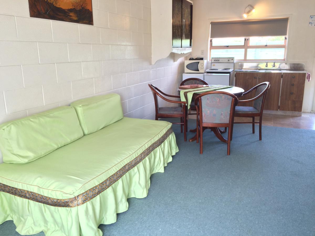 Katikati Motel Екстер'єр фото